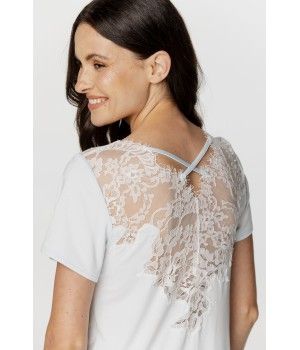 Ladies micromodal and lace pyjamas with a short-sleeve top