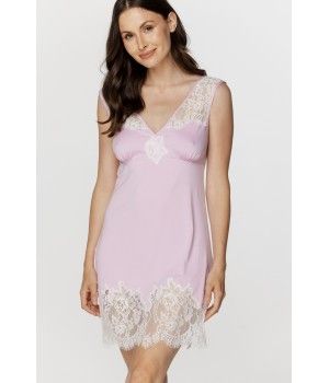 Nuisette femme seyante en micromodal, larges bretelles de dentelle et lacets dans le dos
