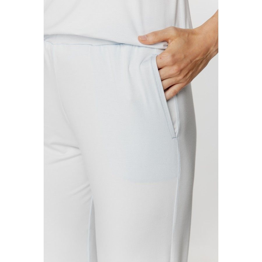 Für Damen: Zweiteiliger Pyjama aus Micromodal, T-Shirt mit kurzen Ärmeln und lange Hose