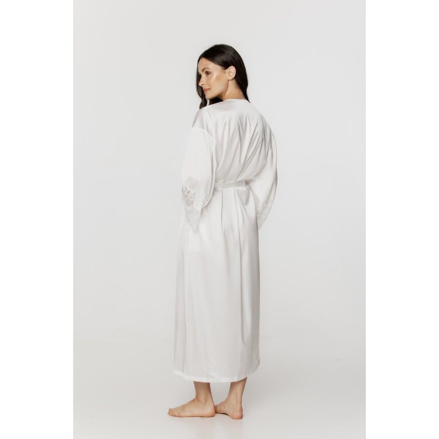 Déshabillé femme ample et long en satin soyeux blanc et dentelle