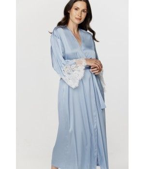Déshabillé femme long en satin soyeux bleu ciel et dentelle blanche