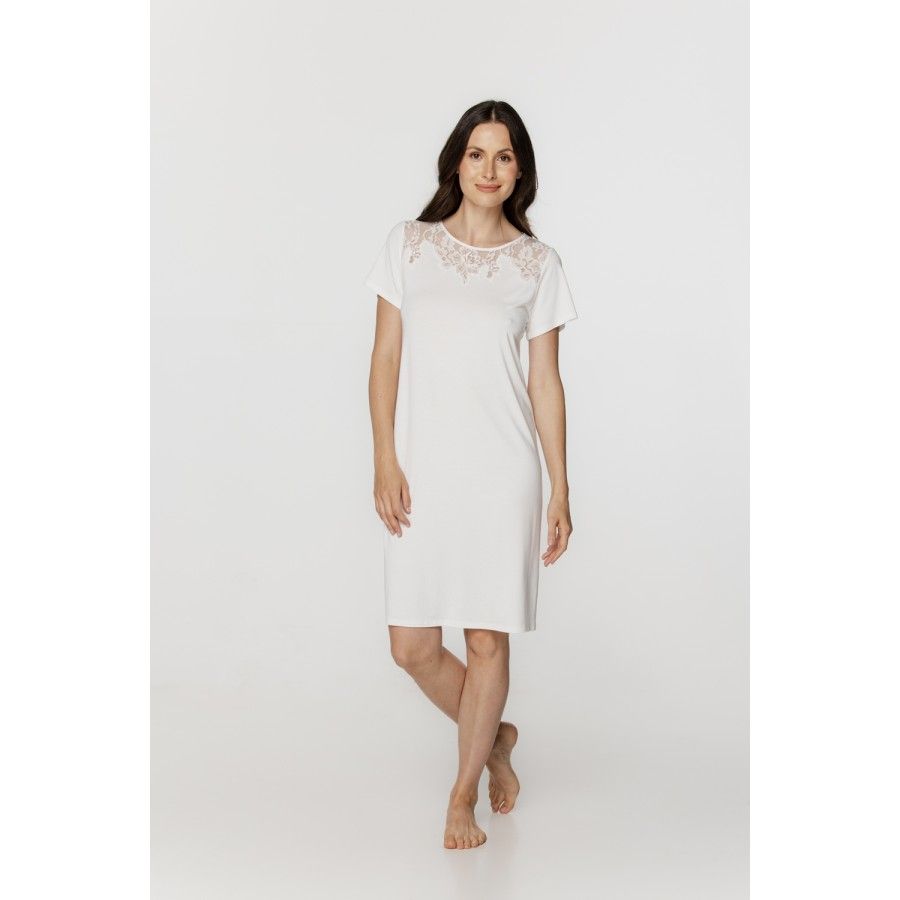 Für Damen: Langes Schlafshirt aus Micromodal und Spitze mit kurzen Ärmeln Für Damen: Langes Schlafshirt aus Micromodal und Spitze mit kurzen Ärmeln