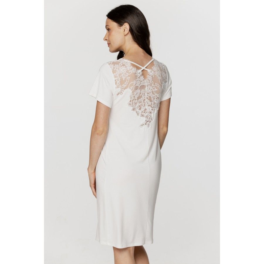 Chemise de nuit droite style tee-shirt long manches courtes micomodal et dentelle