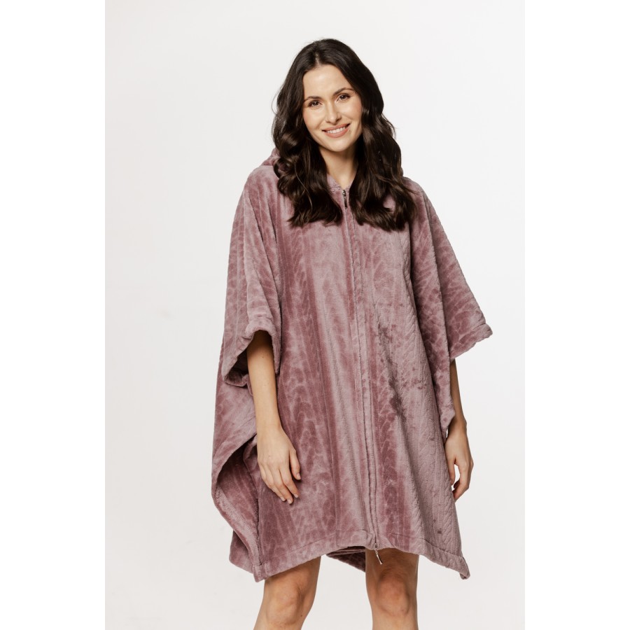 Lovely oversized poncho with a hood in velvet, ¾-length sleeves, and a zipper