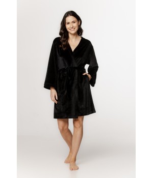 Charming velvet robe/bathrobe with long, loose sleeves and side pockets