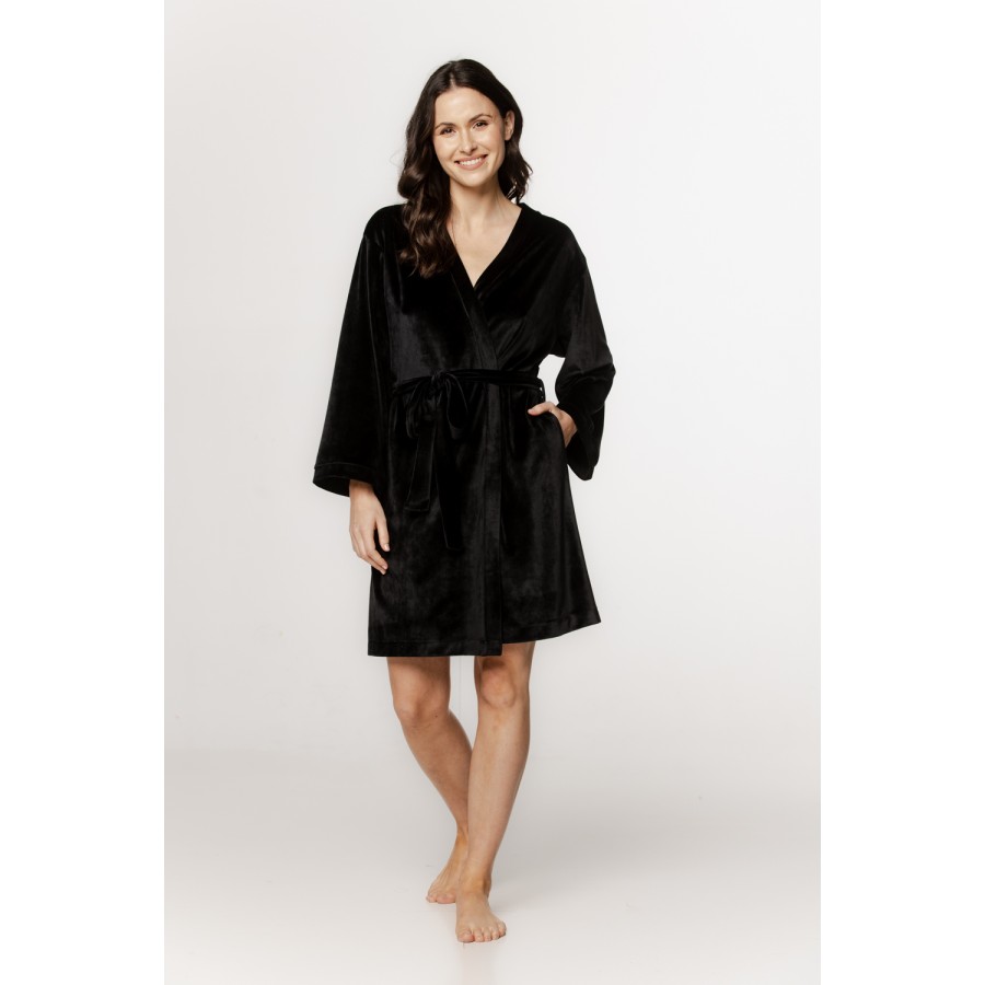 Charming velvet robe/bathrobe with long, loose sleeves and side pockets