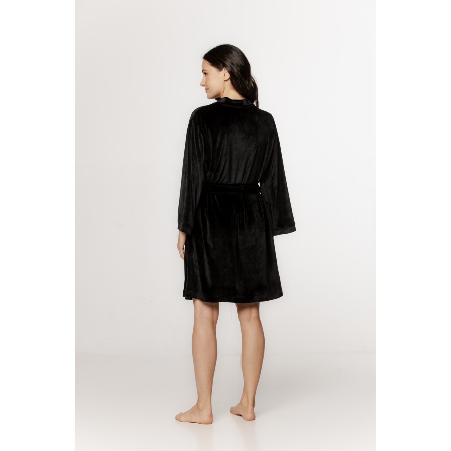 Charming velvet robe/bathrobe with long, loose sleeves and side pockets