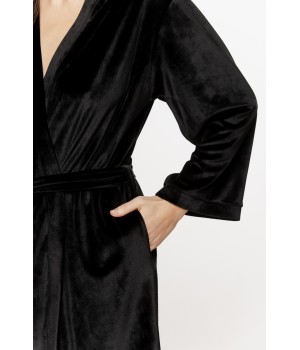 Charming velvet robe/bathrobe with long, loose sleeves and side pockets
