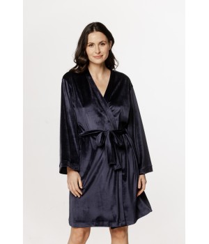 Charming velvet robe/bathrobe with long, loose sleeves and side pockets