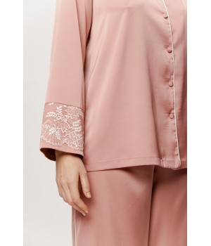 Beautiful loose-fitting satin pajama set, shirt-style top with collar and embroidery