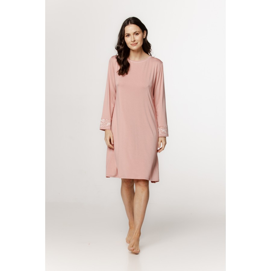 Mid-length nightgown/lounge dress in micromodal with long sleeves and lace