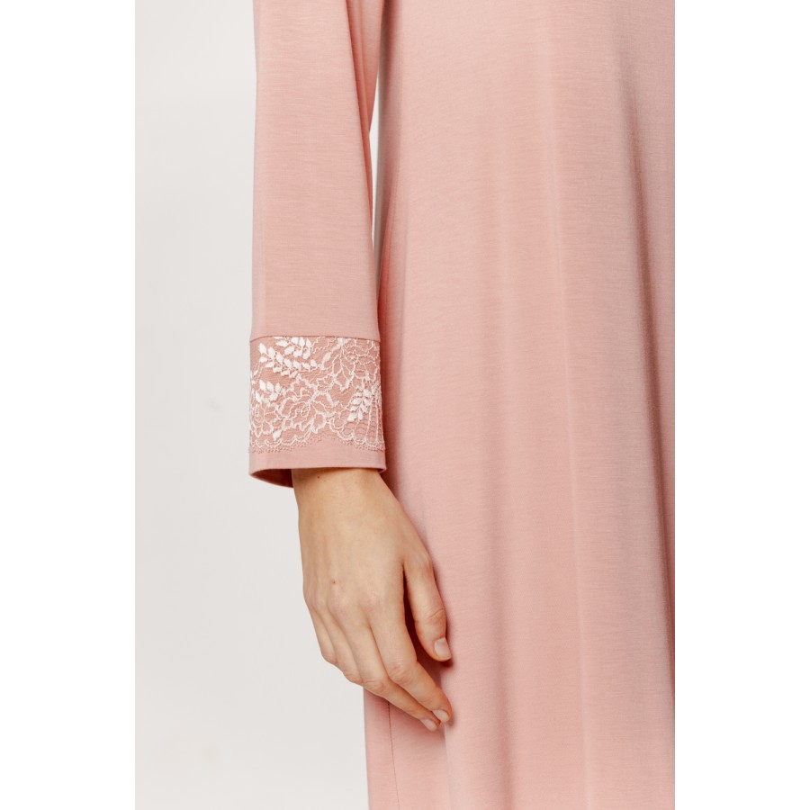 Mid-length nightgown/lounge dress in micromodal with long sleeves and lace