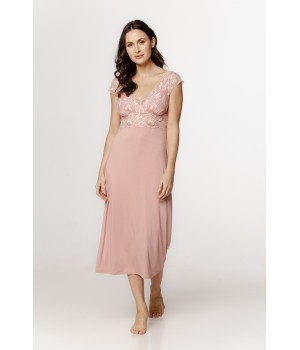Sumptuous long nightgown in micromodal and lace, with short sleeves and lace trim