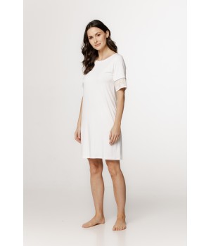 Chemise de nuit  femme, tee-shirt long  en micromodal et broderie manches courtes
