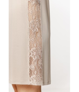 Elegant micromodal nightie with short sleeves and lace insets