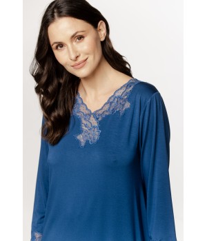Nachthemd/Loungekleid aus Micromodal, lange Ärmel, Spitze an Kragen und Bündchen