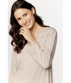 Nachthemd/Loungekleid aus Micromodal, lange Ärmel, Spitze an Kragen und Bündchen