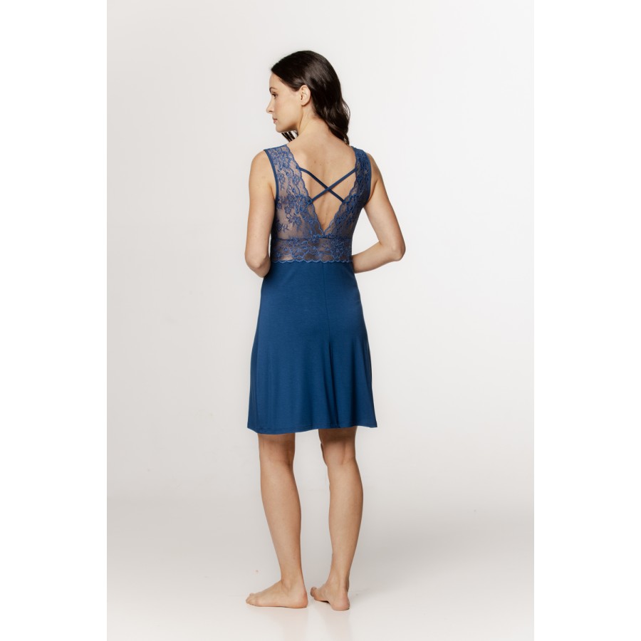 Superb micromodal nightie with a V-neck and lace detailing on the bust, wide straps, and back.