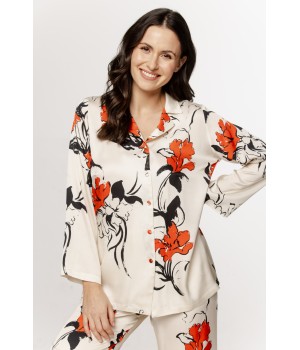 Sublime viscose satin pajama set with a Japanese-inspired pattern, shirt-style top, and loose-fitting pants