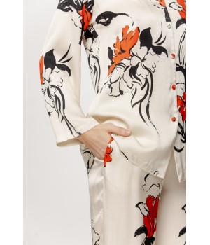 Sublime viscose satin pajama set with a Japanese-inspired pattern, shirt-style top, and loose-fitting pants