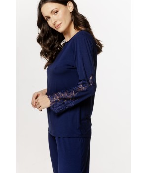 Ensemble pyjama en micromodal col rond et dentellessur les avant-bras, pantalon long et fluide