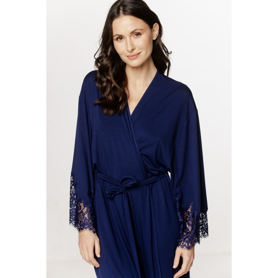 Superb mid-length micromodal robe with lace on the forearms