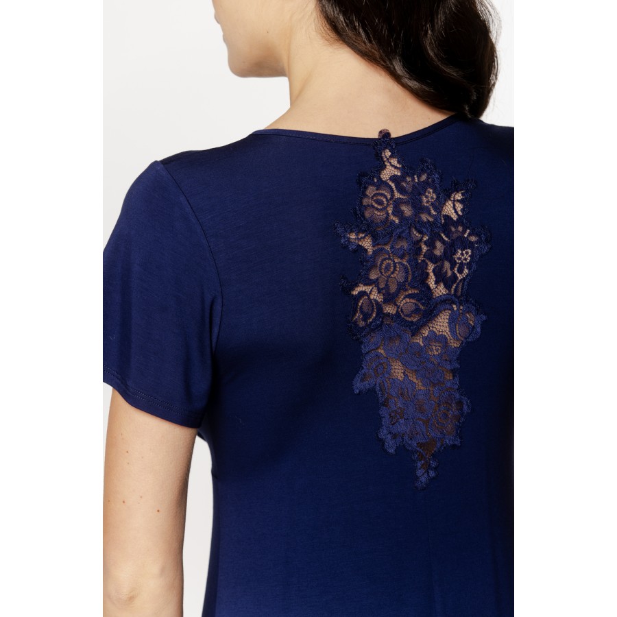 Ravissante chemise de nuit mi-longue, en micromodal et dentelle, manches courtes