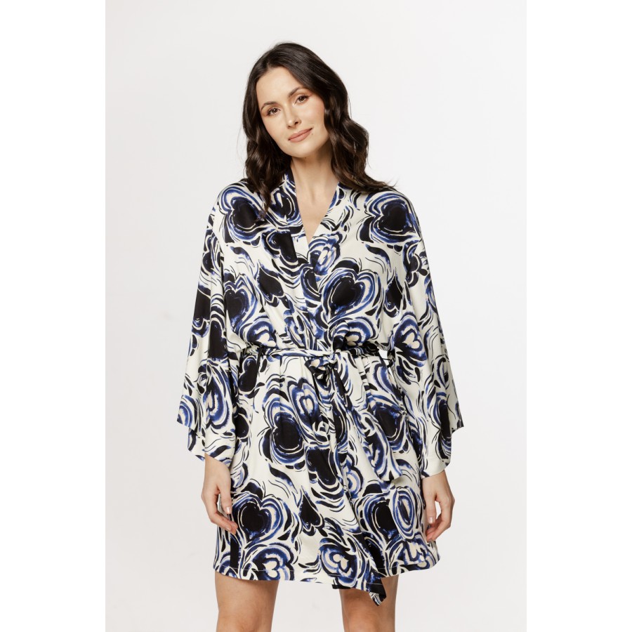 Sublime patterned viscose satin robe with wide, flared sleeves and a belt.