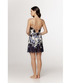 Lovely patterned viscose satin nightie with thin straps, open back, and lace