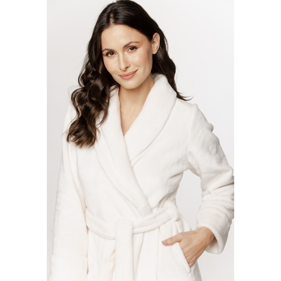 Lovely mid-length fluffy bathrobe with lace trim and shawl collar