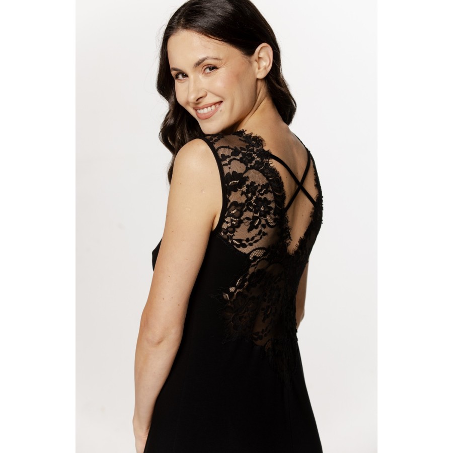 Tirantes anchos con detalle calado en camisón micromodal negro