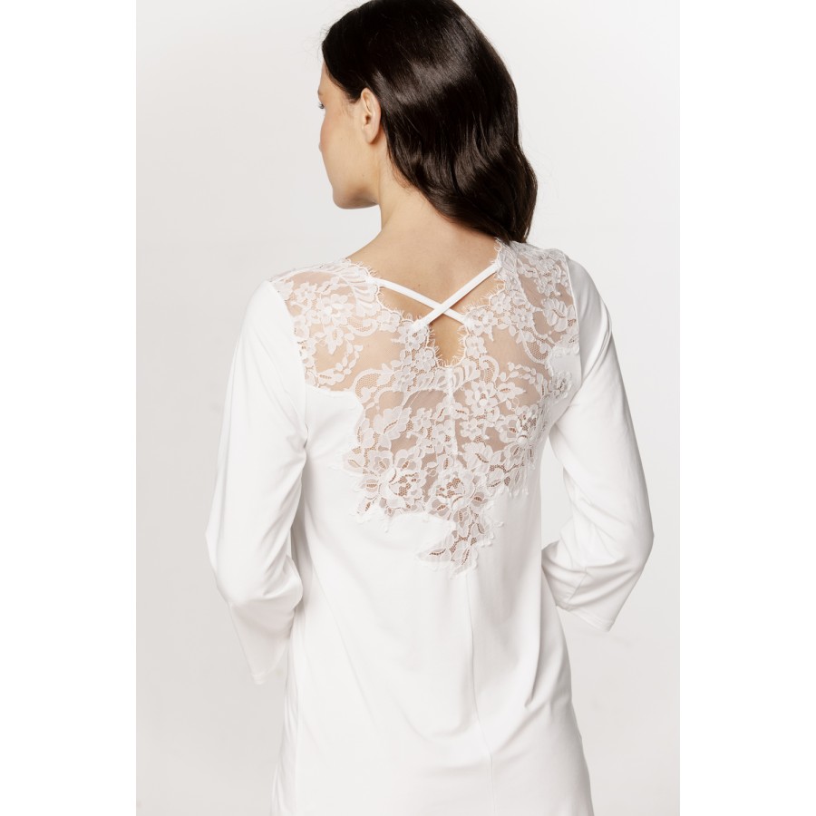 Women's micromodal tunic nightdress with ¾ sleeves, crisscross lace trim, and lace.