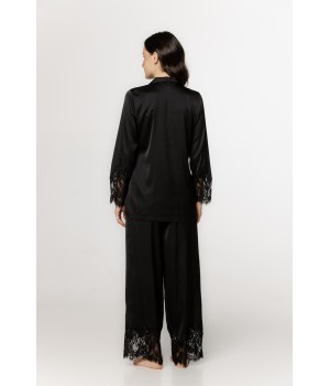 Wunderschönes Satin-Pyjama-Set mit Spitzenbesatz an Unterarmen und Hosensaum