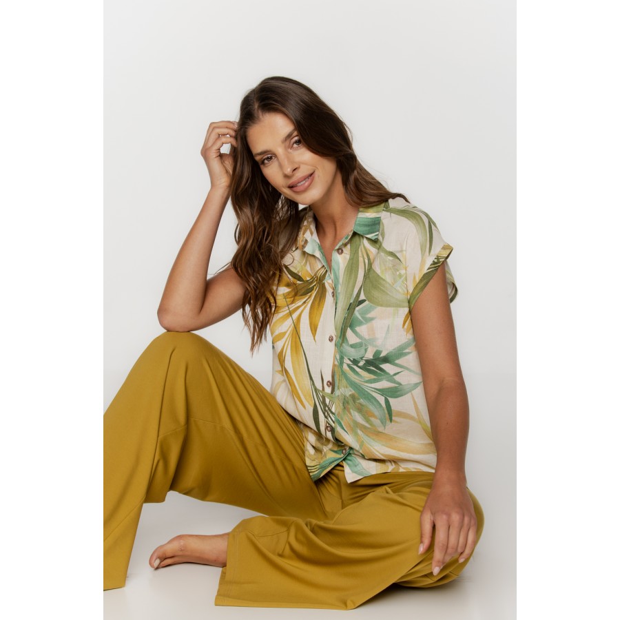 Short-sleeved blouse in viscose and linen with a tropical print 4 - www.coemi-lingerie.com 