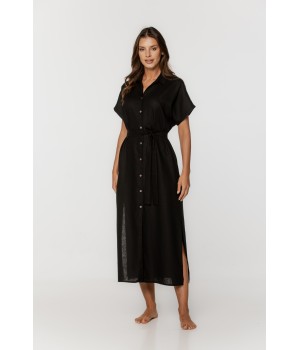 Longue robe d'intérieur style chemise, manches courtes et cintrée à la taille