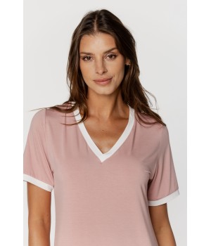 Ravissante chemise de nuit en micromodal,manches courtes et col en V souligné d'un liseret Accueil - www.coemi-lingerie.com
