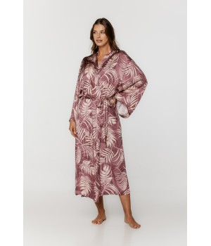 Long, loose-fitting negligee in silky viscose, with loose sleeves and side pockets