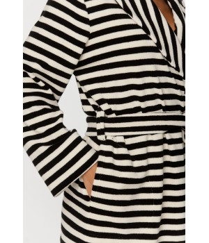 Gorgeous striped bathrobe with long sleeves and a belt 5 - www.coemi-lingerie.com 