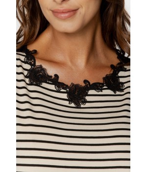 Camisón de rayas estampado con mangas cortas y corte fluido