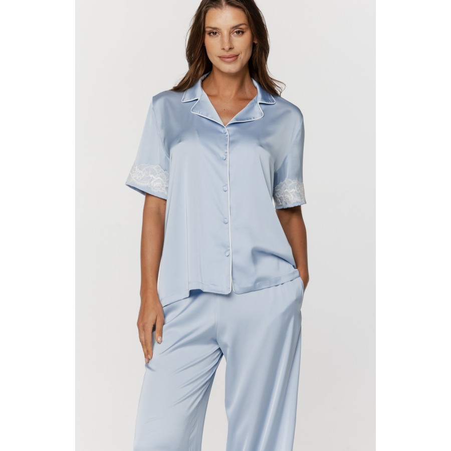 Ensemble de pyjama en satin et dentelle haut à manches courtes avec pantalon Pyjamas - www.coemi-lingerie.com 