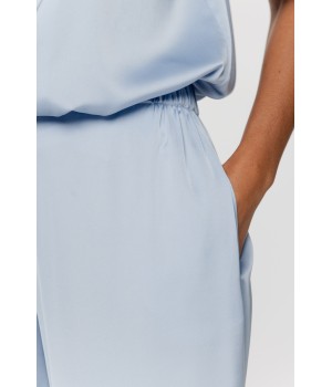 Pyjama-Set aus Satin und Spitze, bestehend aus kurzärmeligem Oberteil und Hose. 5 - www.coemi-lingerie.com 