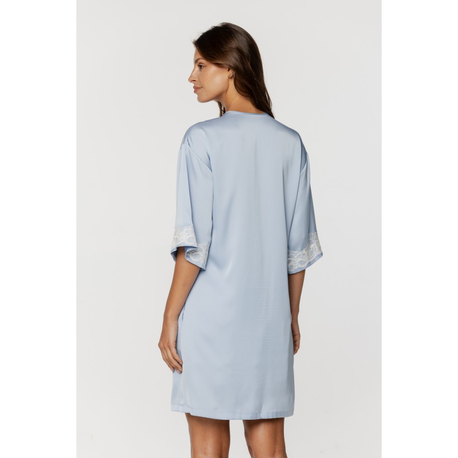 Exquisites Satin-Negligé mit Schleife am Dekolleté und Spitze 2 - www.coemi-lingerie.com 