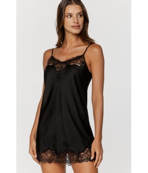 Exquisite satin nightgown with delicate straps and lace detailing on the bodice and hem 8 - www.coemi-lingerie.com 