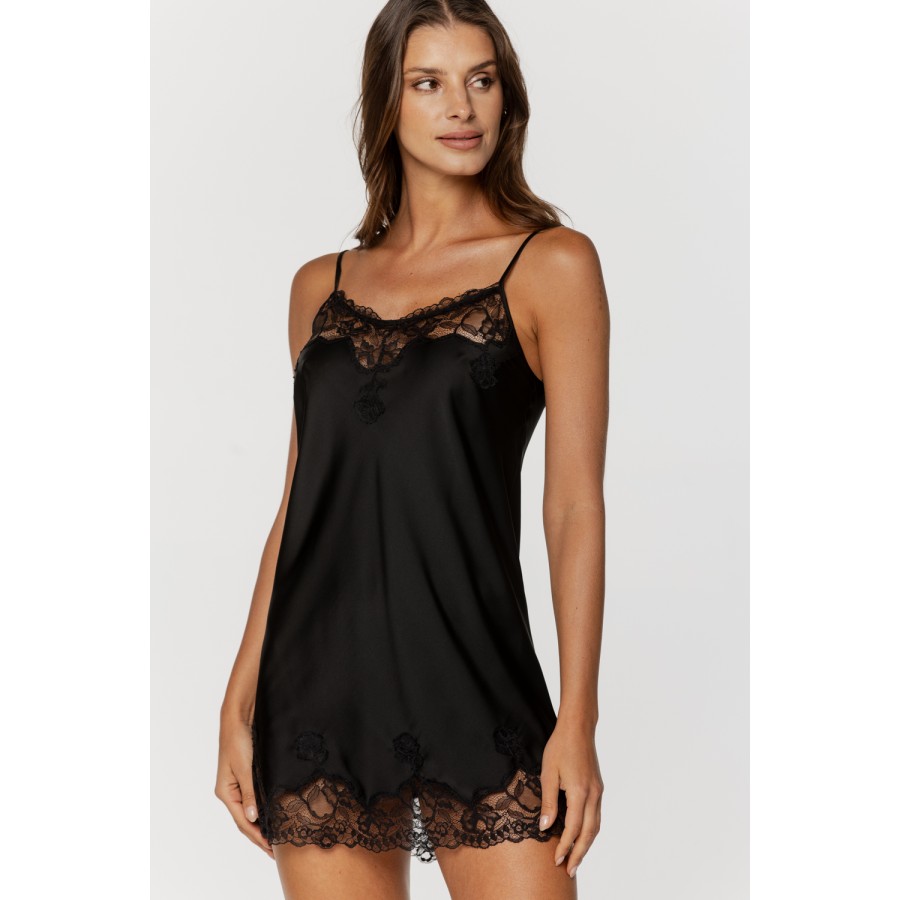 Exquisites Satinnachthemd mit zarten Trägern und Spitzenverzierungen an Oberteil und Saum 8 - www.coemi-lingerie.com 