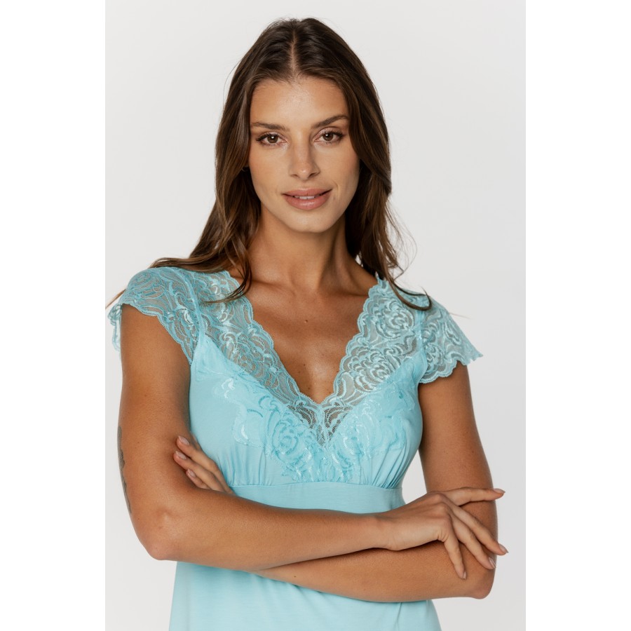 Babydoll aus Mikromodal mit kurzen Spitzenärmeln und Cut-outs an Oberschenkel und Rücken. 4 - www.coemi-lingerie.com 