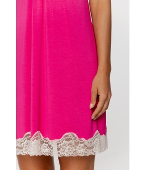 Elegante nuisette en micromodal decolleté en V orné de dentelle et fronce sous la poitrine Nuisettes - www.coemi-lingerie.com 