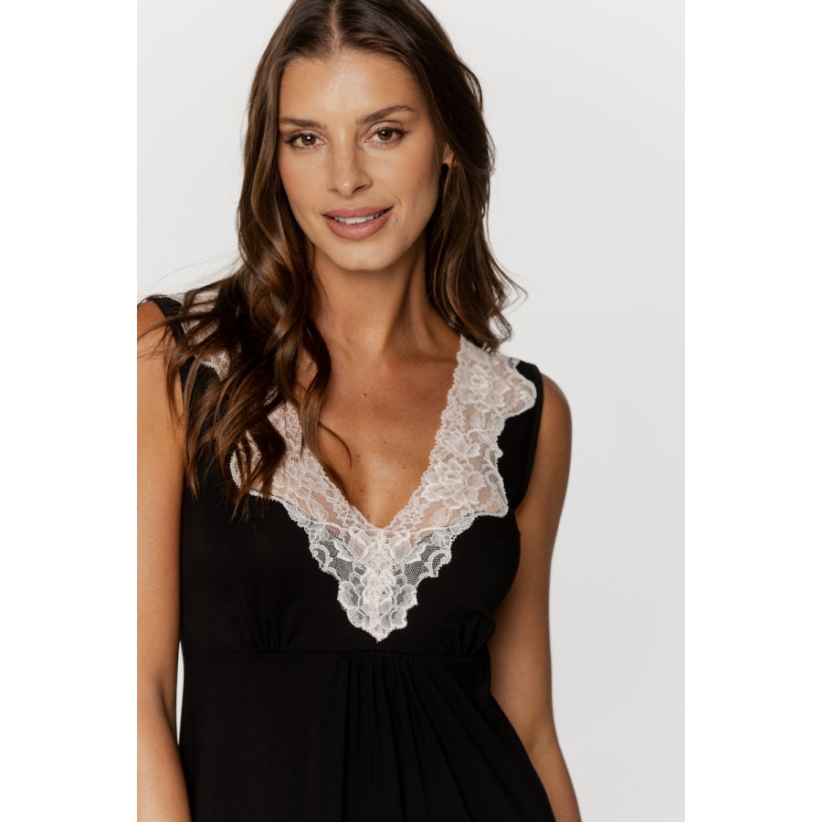 Elegant micromodal nightgown with a V-neckline adorned with lace and gathers under the bust 3 - www.coemi-lingerie.com 