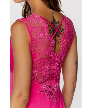 Long micromodal nightdress with short sleeves and lace detailing on the neckline, back and hem. 5 - www.coemi-lingerie.com 