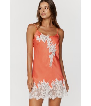 Silky viscose nightdress with thin straps and lace on the bust, bottom and back 3 - www.coemi-lingerie.com 