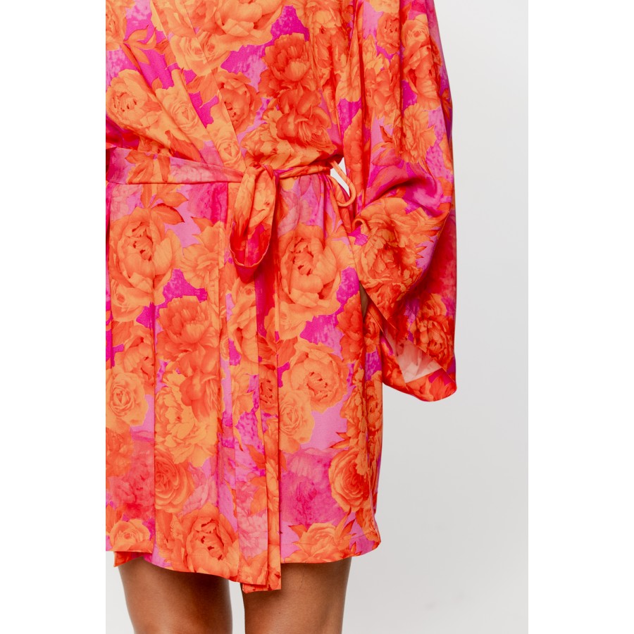 Floral viscose negligee reaching mid-thigh with loose long sleeves 4 - www.coemi-lingerie.com 